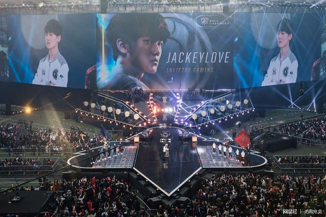 九游app-JackeyLove重要时刻大比分获胜，切尔西带队取胜！观众掌声雷动的简单介绍