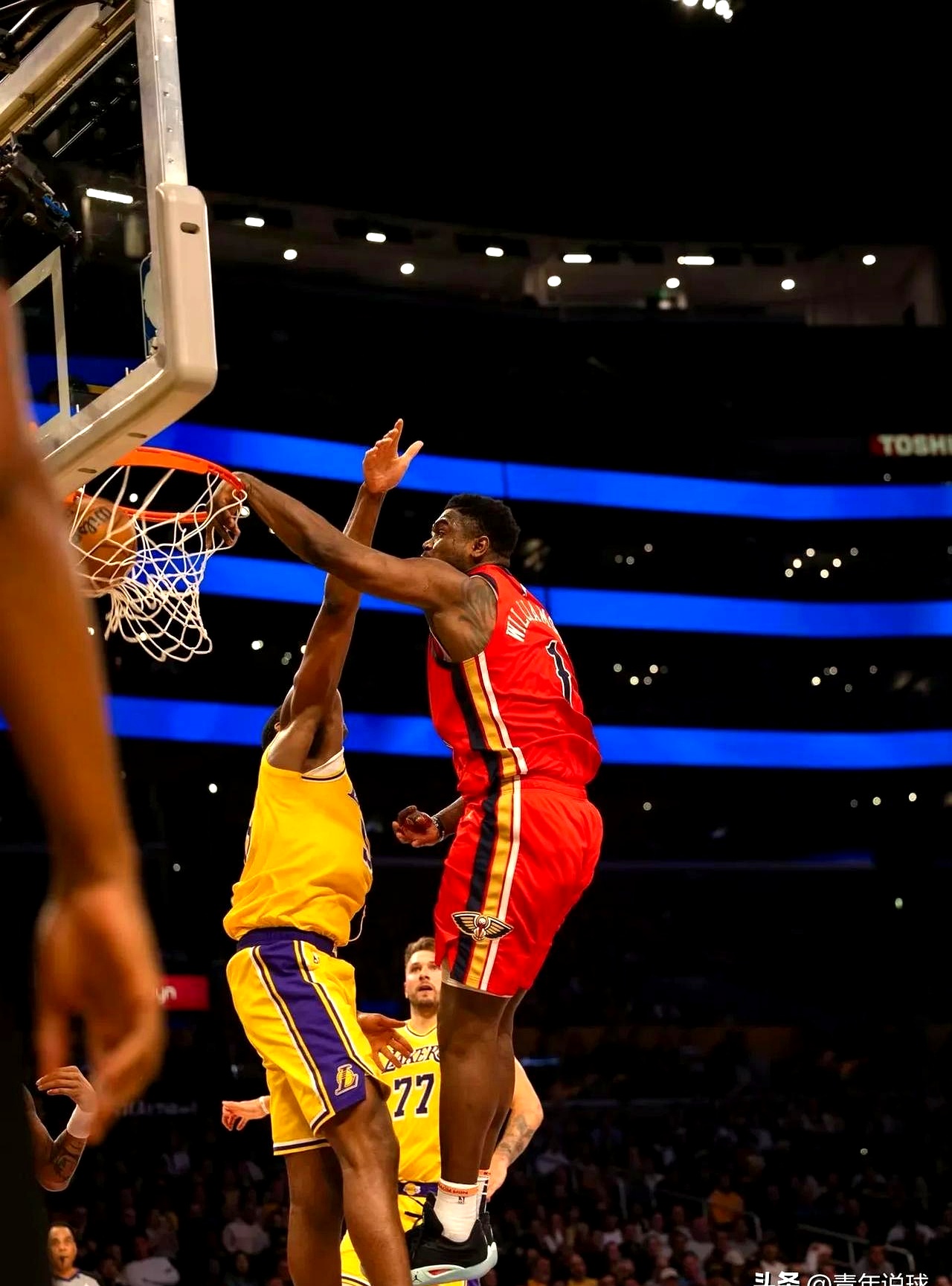 里程碑夜！纽约尼克斯篮板制胜；NBA总决赛赛前刷纪录；信心回归；阵容厚度经受考验的简单介绍